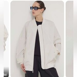 Ugg Womens Janiya Bomber jacket